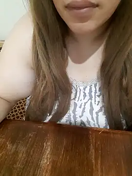 Madam_bezzzoul webcam