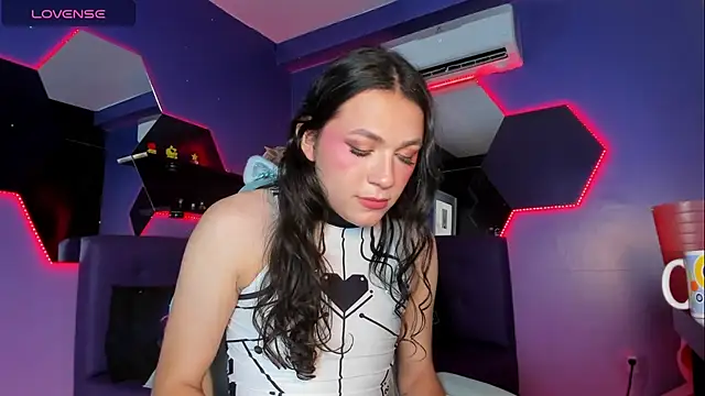 rubii_cutee (T young) - in doggy spank x4💥💋