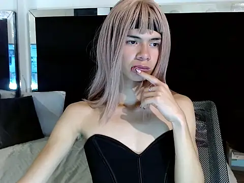 Jazmiin_Rosee webcam
