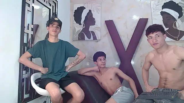 PRETTY_LOVERS1 webcam