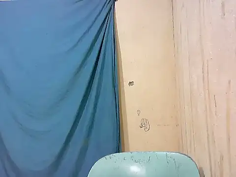 hot_patricia (M twink) - show dick