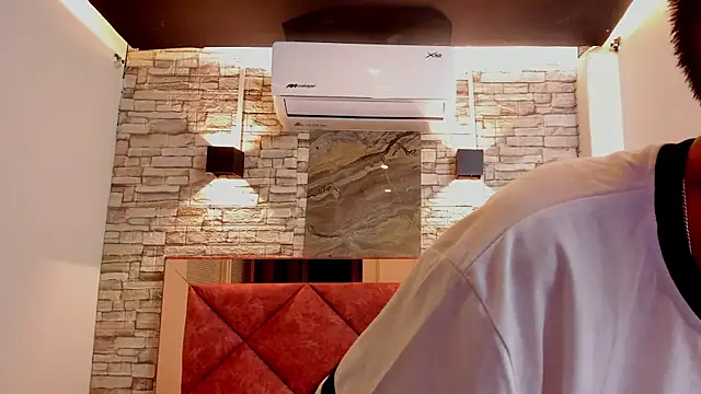 LianFerrer1 webcam