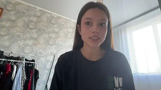 EdnaHoltkamp webcam