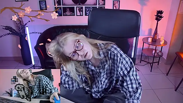 lanafitch webcam