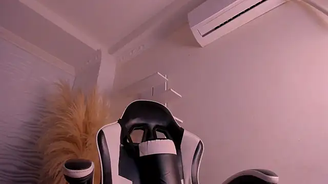 ScarletEvanss_ webcam