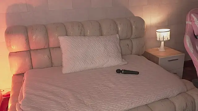 Alanna-Rosse webcam