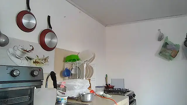 Layla-Astrum webcam