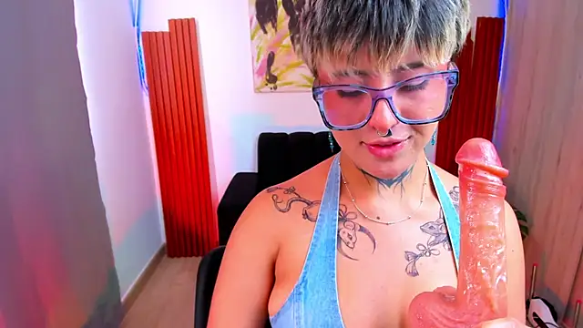 Rebeka-baker webcam