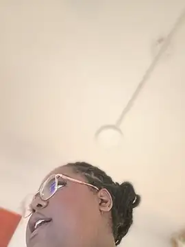 Ayanaa_Ebony_ webcam