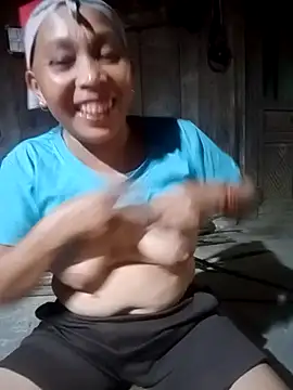 Mai-lanzz webcam