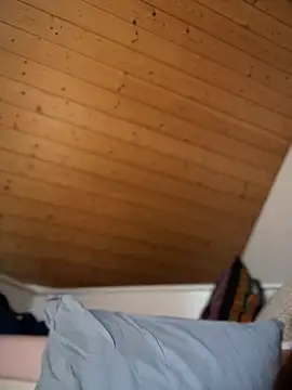lauravasquez webcam