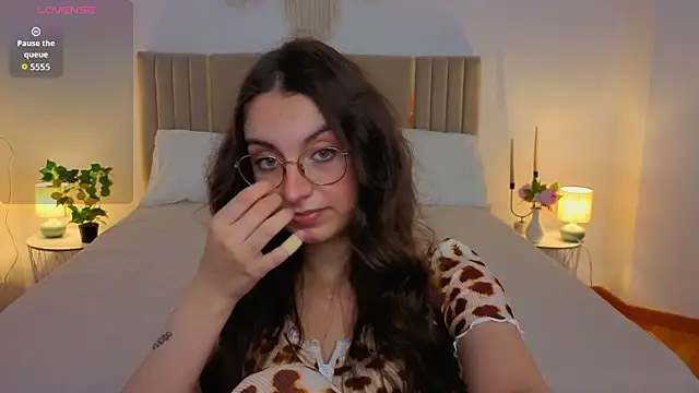 Real_cutie1 webcam