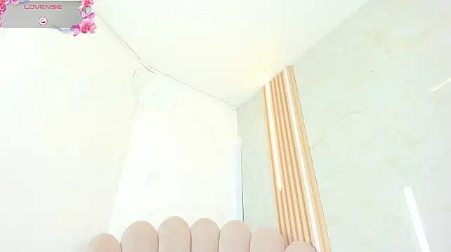 ariannaruiz webcam