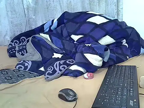 Sexymaggy12 webcam