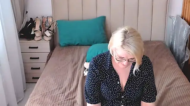 sabrinamacmarren webcam