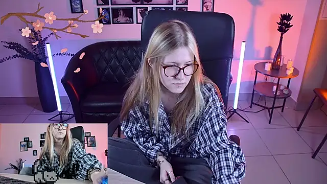 lanafitch webcam