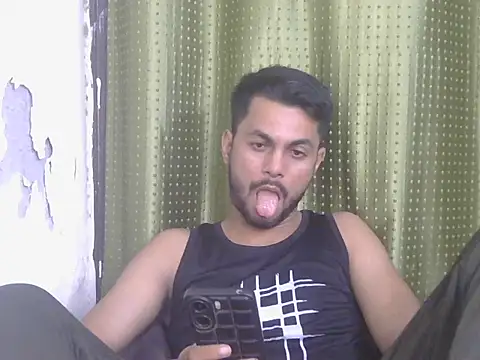 Stubborndesiboy webcam
