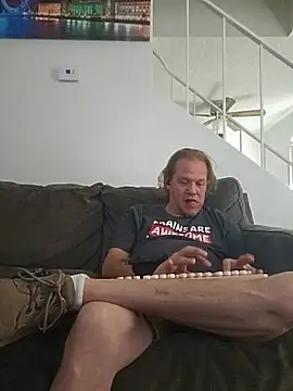 yourMasterisBored webcam