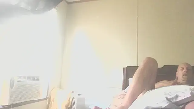 Yankeedave420 webcam