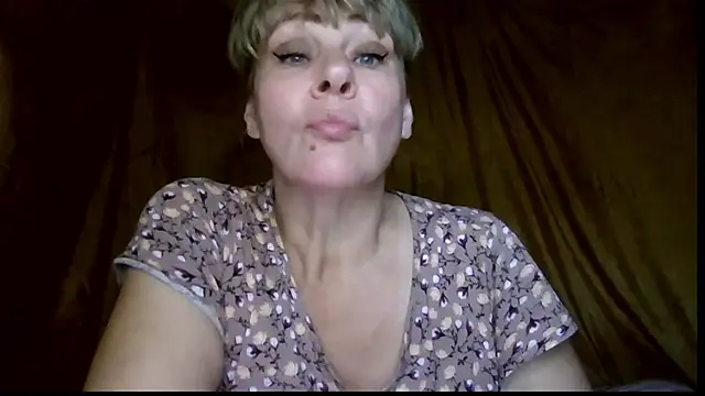 karina_ren_ webcam