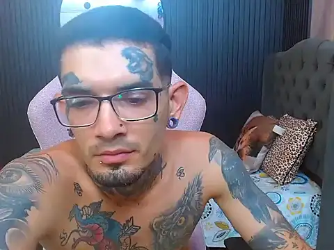 Boy_tatto77 webcam