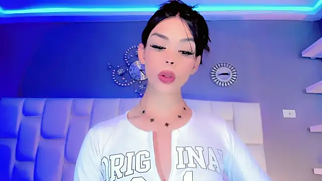 Kisses_Sophia webcam