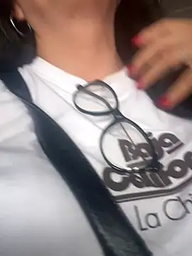 Chic_desire webcam