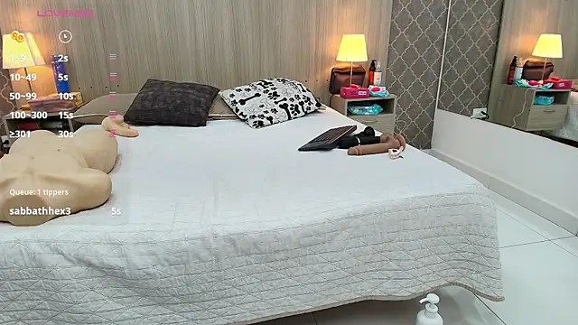 martina_ayala webcam