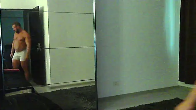 muscularkevin webcam