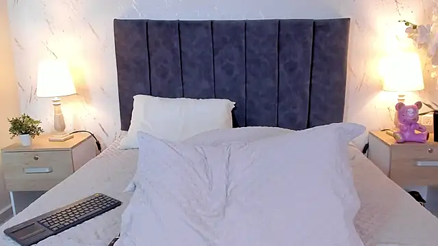 Emilly_Beaumont webcam