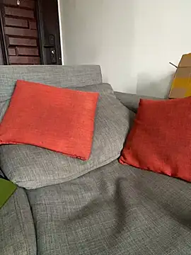 PrettyNina77 webcam