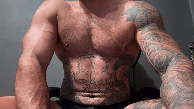Mr_YourGod webcam