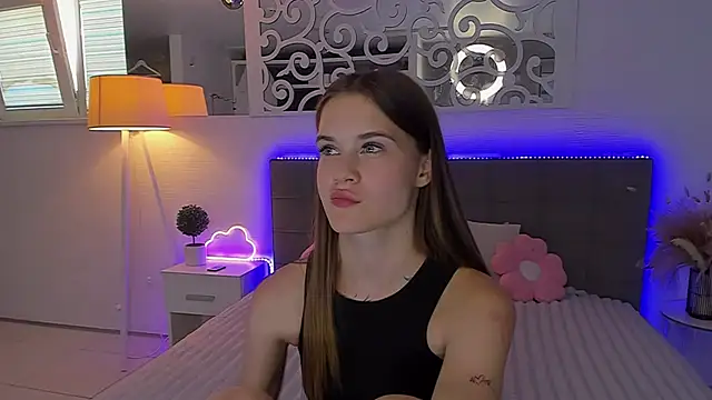 LuisaClover webcam