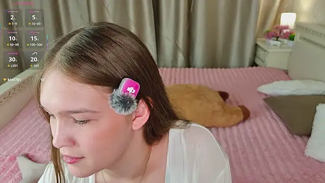 PlayfulMelly webcam