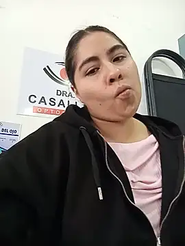 Sofia_Honey1 webcam