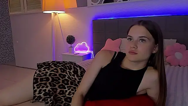 LuisaClover webcam