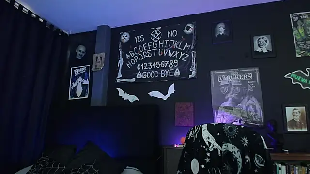 Goddess_Mortem webcam