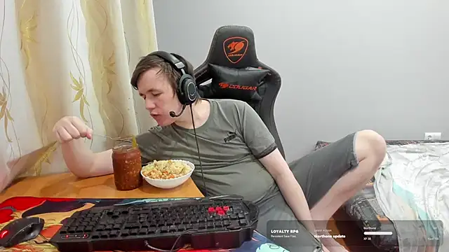 iliaskrislove webcam