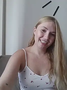 KisaVixen webcam