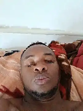 yousontraoreayo webcam