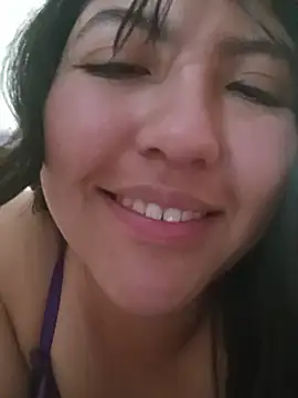 PomelaHot webcam