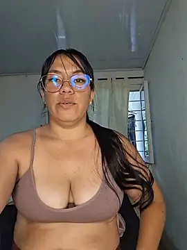 atziryy_diamond webcam