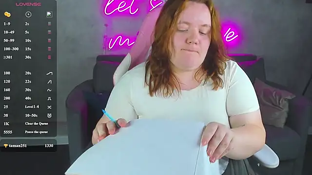 Angela_Cole webcam