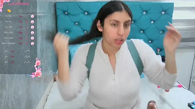 MAARYMOON webcam