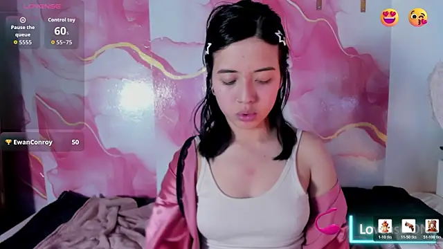 abril_gap (F teen) - Gliding a slick toy down my throat