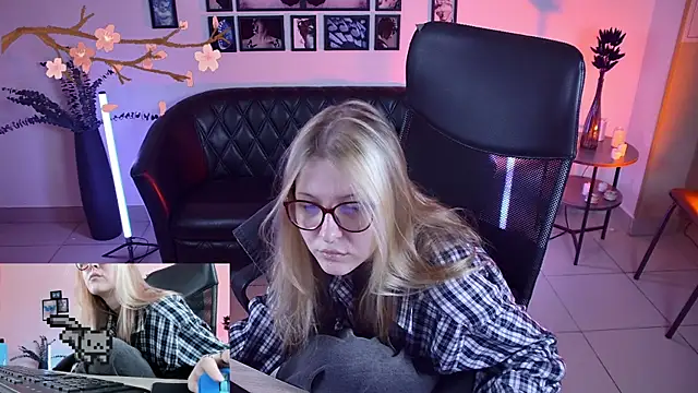 lanafitch webcam