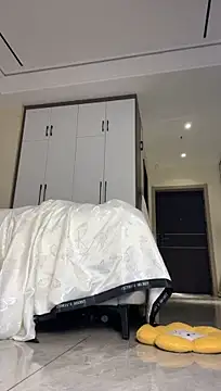 mo-mo-69 webcam
