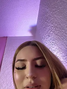 ChloeCollins__ webcam