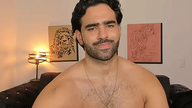 brad_martin (M young) - NAKED AND HARD DICK