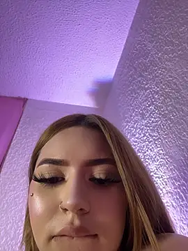 ChloeCollins__ webcam